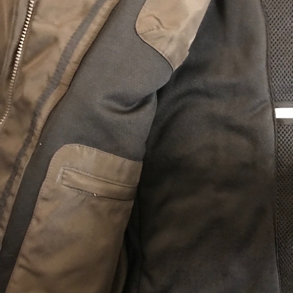 Weatherproof Jacket - Picture 5 of 5